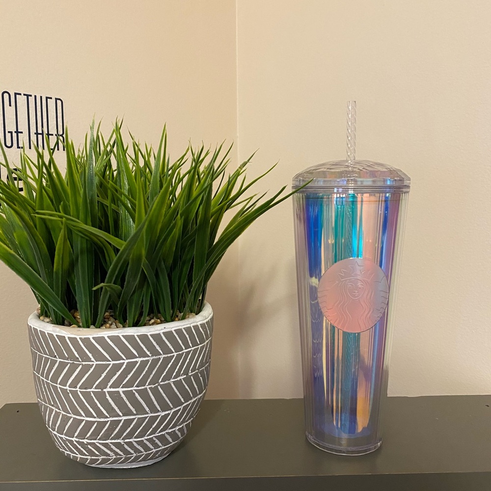 ⭐️LAST ONE! Starbucks iridescent silver tumbler⭐️